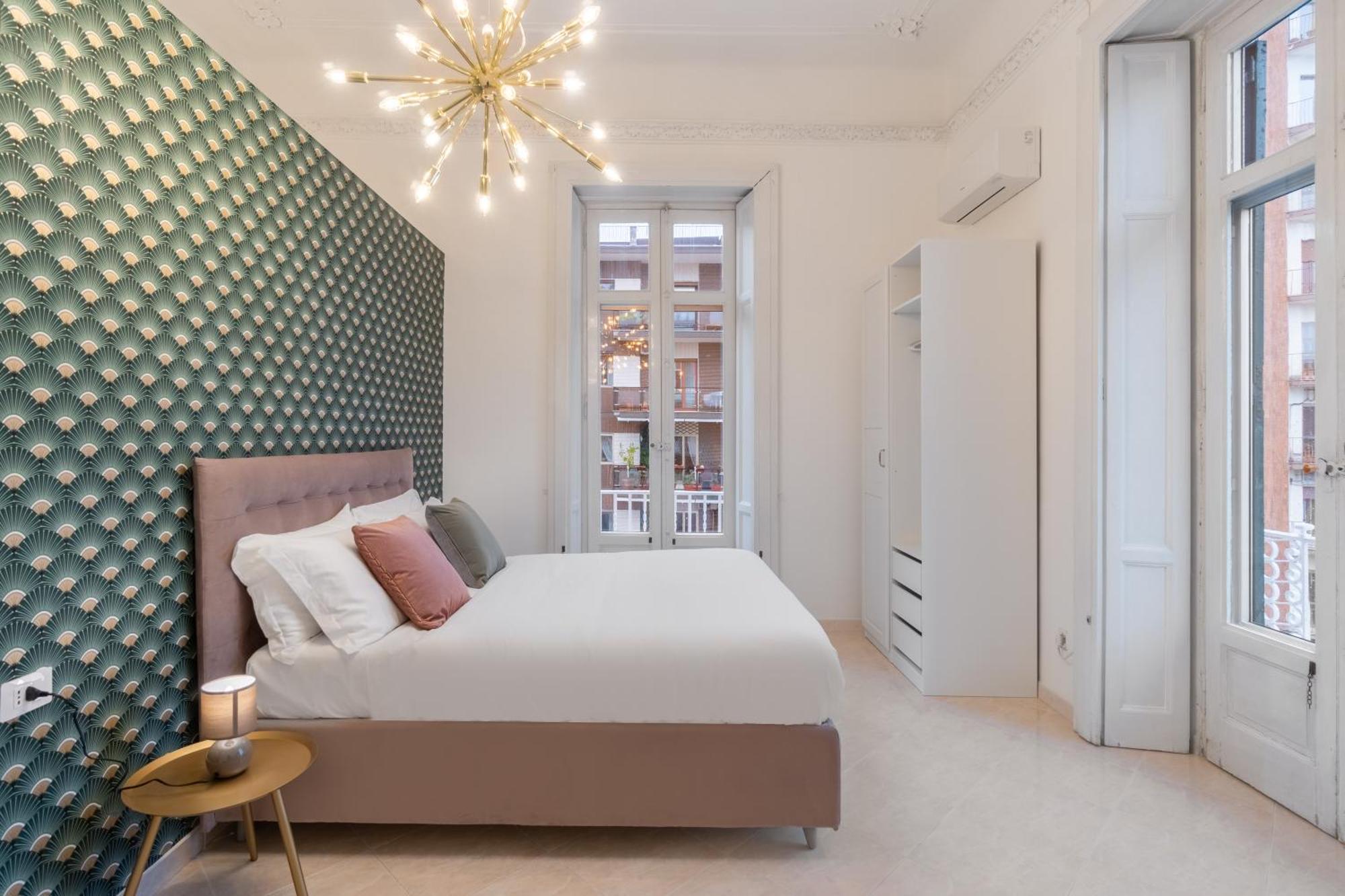 ساليرنو Palazzo Galeoni Luxury Suites المظهر الخارجي الصورة